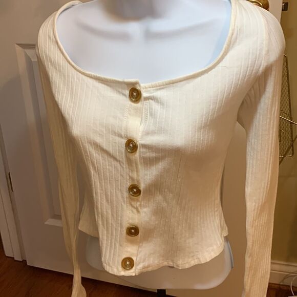 Heart & Hips Size Large Cropped long sleeve top - Picture 3 of 7
